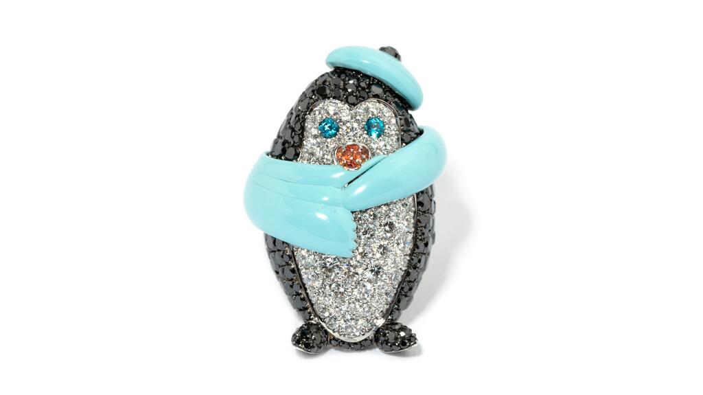This penguin ring ($17,550) at Windsor Jeweler’s booth stole my heart with his little matching hat and scarf set. Penguin ring